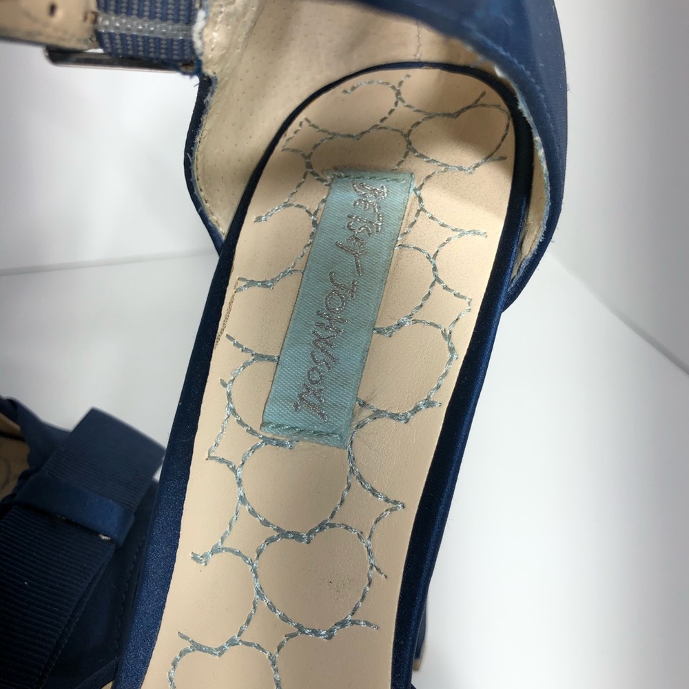 Betsey Johnson Something Blue Pouf Platform Sandal - Picture 4 of 8